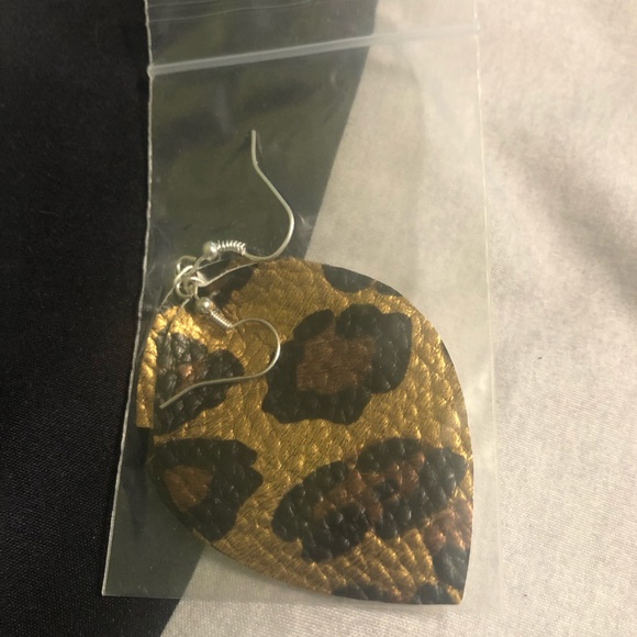 Jewelry Set🛍 - Picture 2 of 4